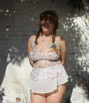 Hawthorn East escort Ginger Rosie